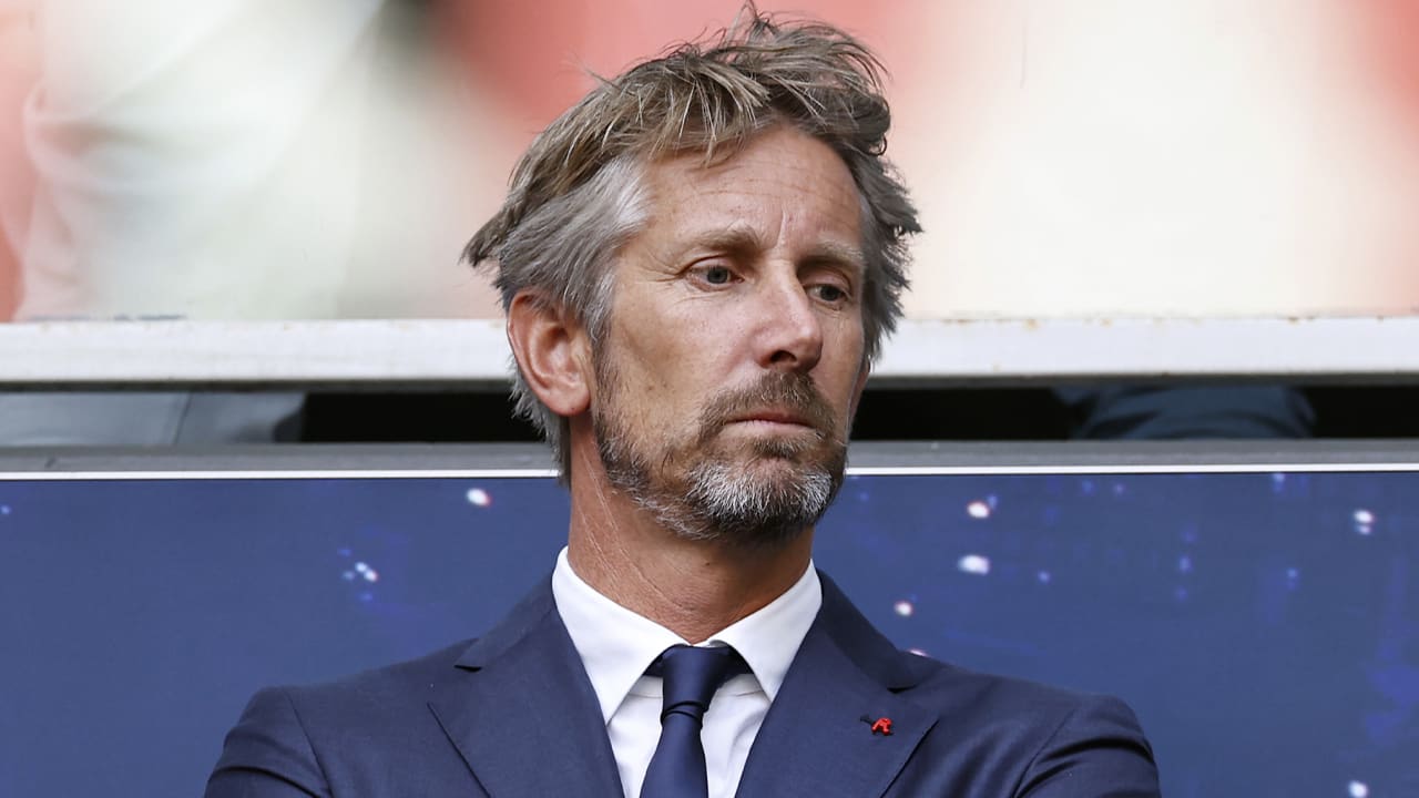 Edwin van der Sar gaat contract bij Ajax verlengen tot 2025