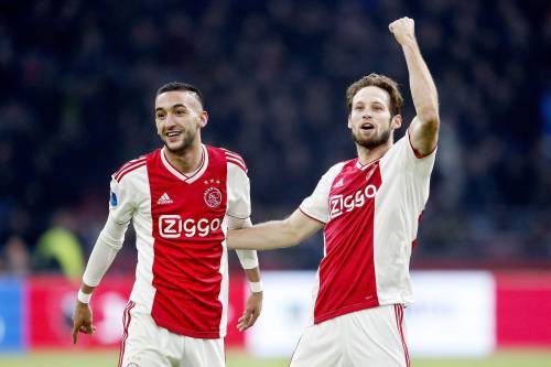 Ajax scoort acht keer tegen De Graafschap