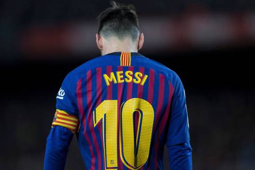 Messi traint en zit in selectie voor Clásico