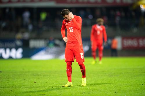 Zwitserse voetballers verliezen van Qatar