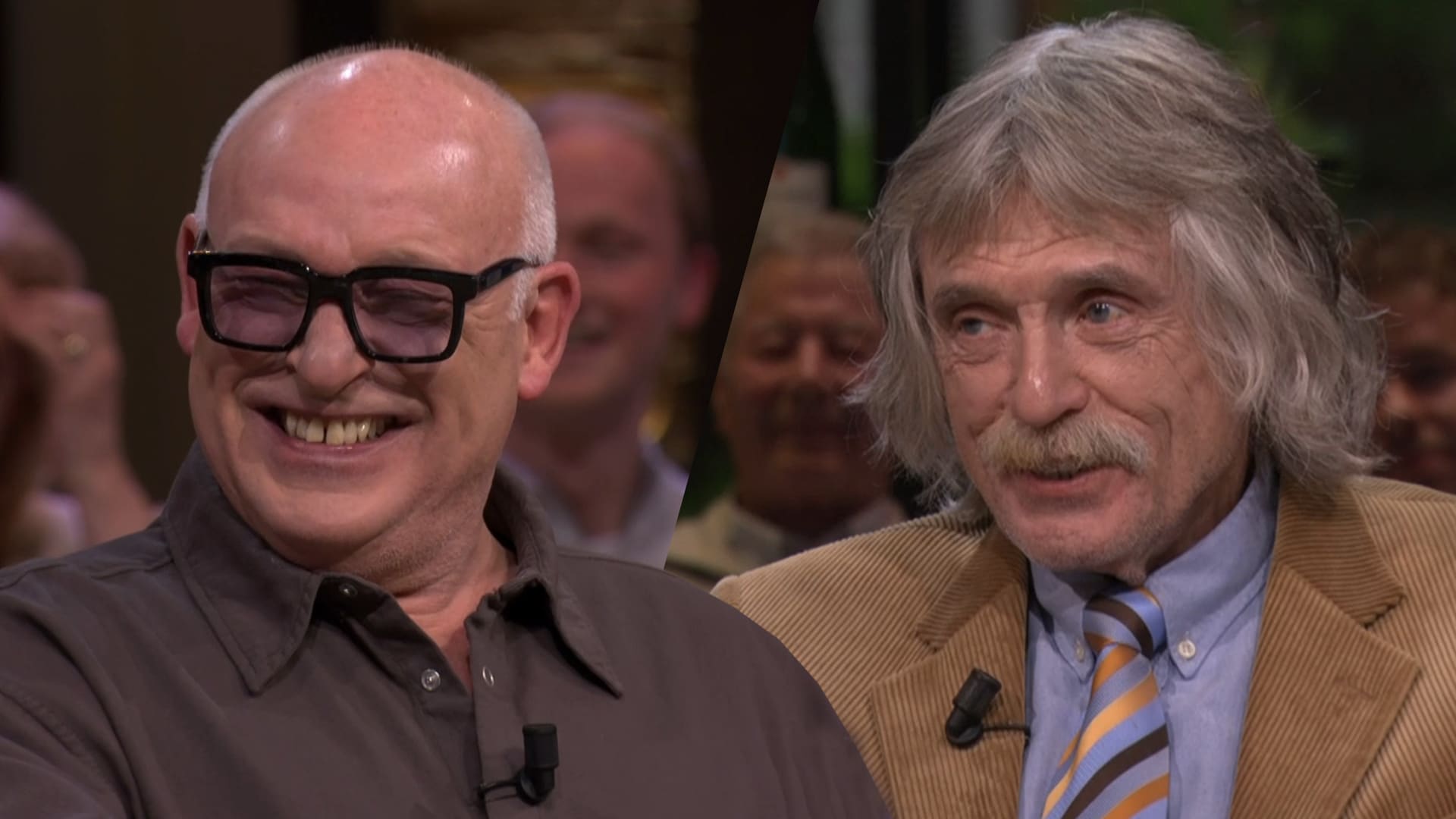 Johan kan lach niet onderdrukken na opmerking René: ‘Zó ordinair, maar ook zó leuk!’