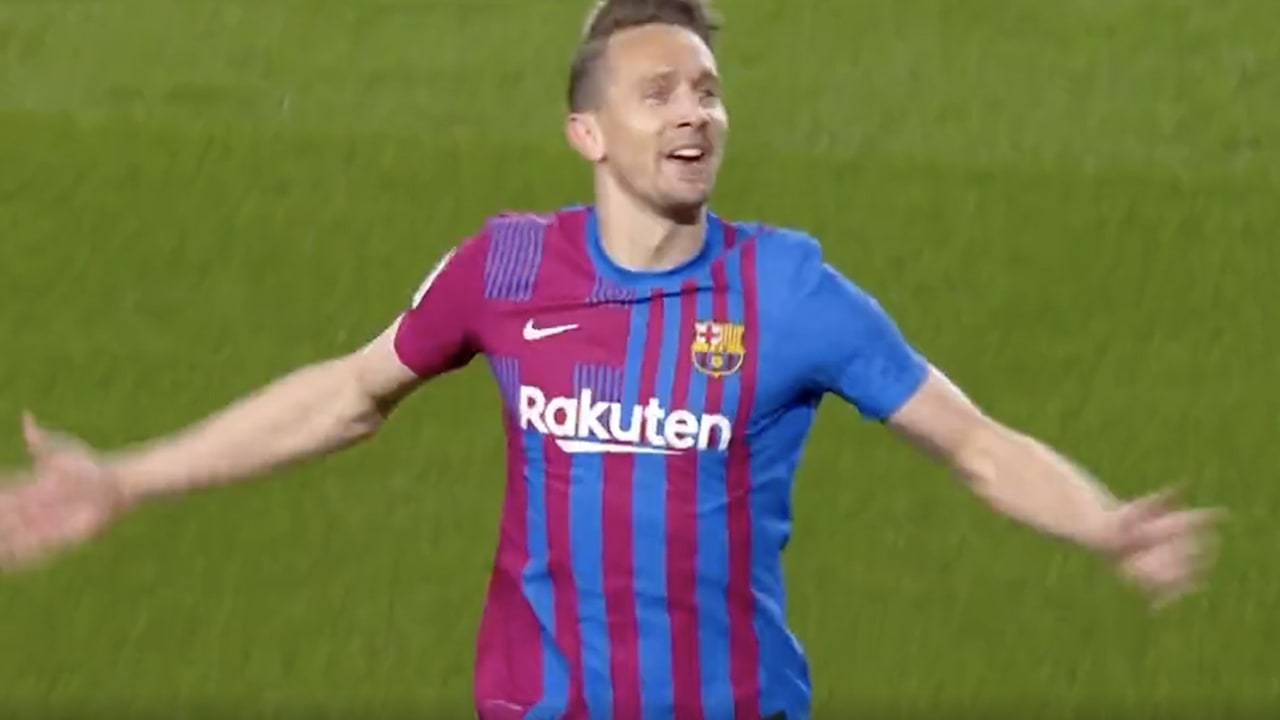 VIDEOGOAL: Luuk de Jong scoort zijn vijfde doelpunt voor FC Barcelona