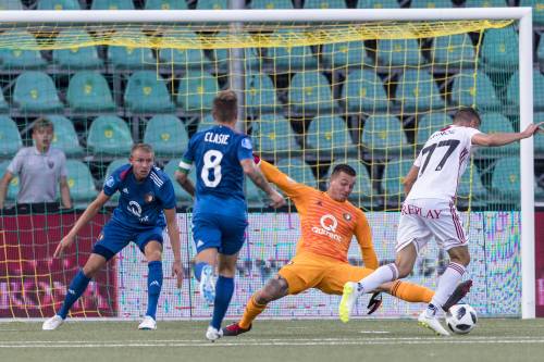 Feyenoord bij rust 3-0 achter in Slowakije