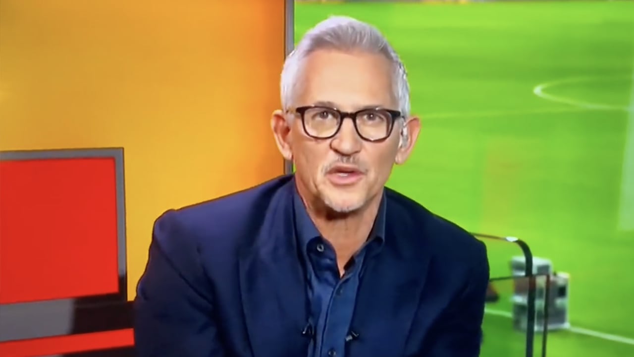 Video: Live-uitzending BBC Sport bruut verstoord door luide kreungeluiden