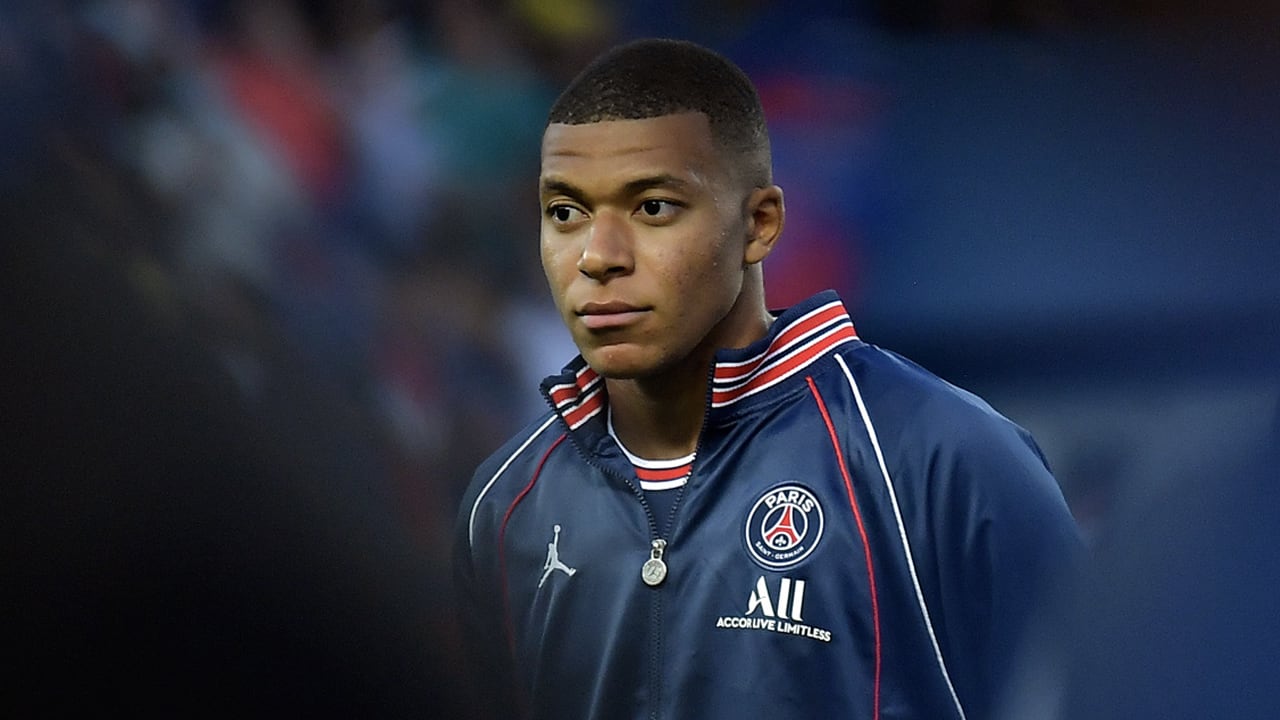 'Paris Saint-Germain ontvangt bod van 300 miljoen euro op Mbappé'