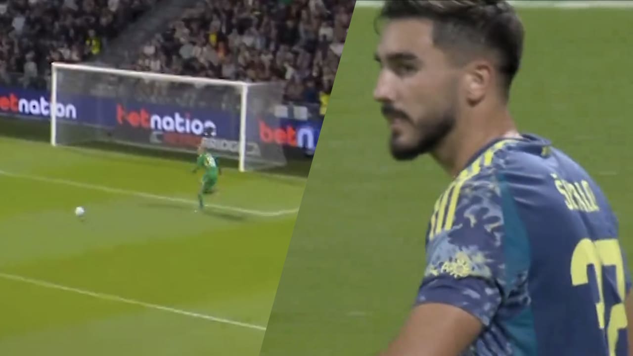 Video: Ajax komt met de schrik vrij: Pasveer voorkomt eigen doelpunt van Sutalo 