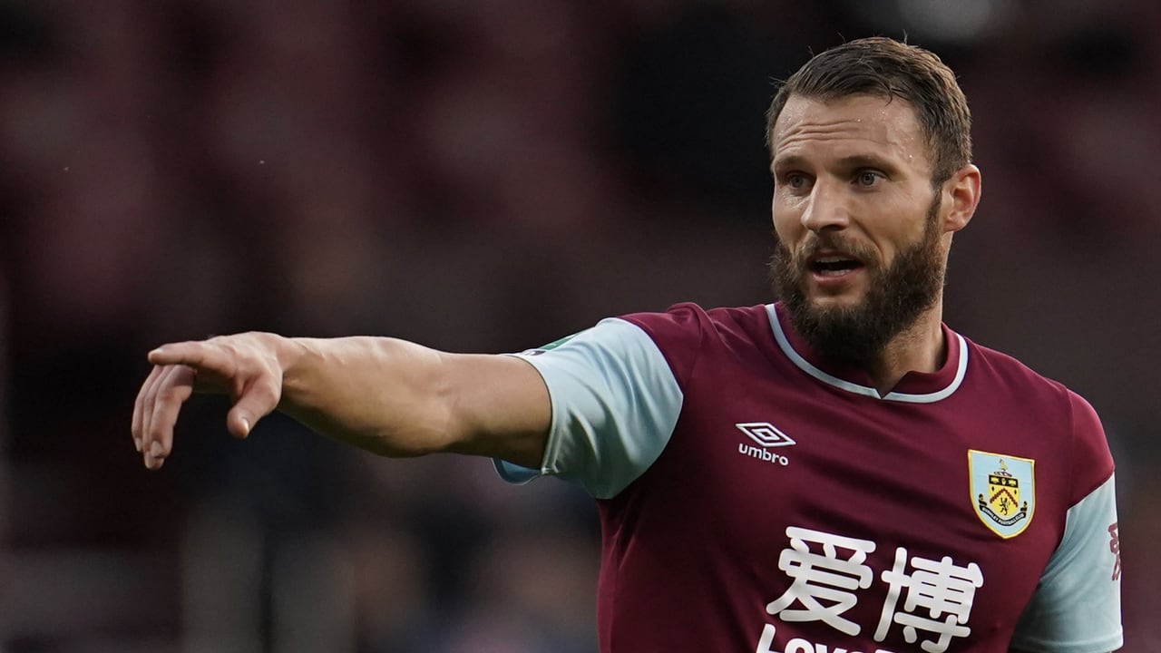 Pieters verrast Everton met Burnley