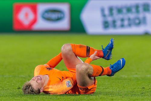 De Jong geniet met volle teugen in De Kuip