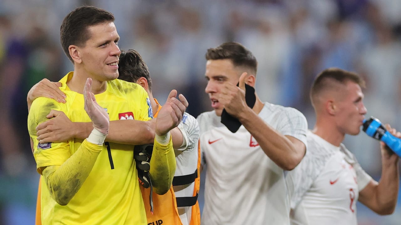 Szczesny verliest weddenschap met Messi door VAR-ingreep Van Boekel
