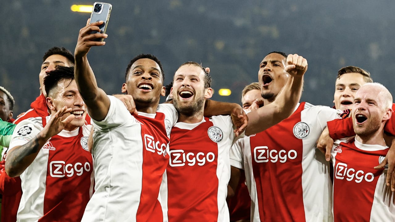 Ajax grossiert in prijzen op Amsterdams sportgala