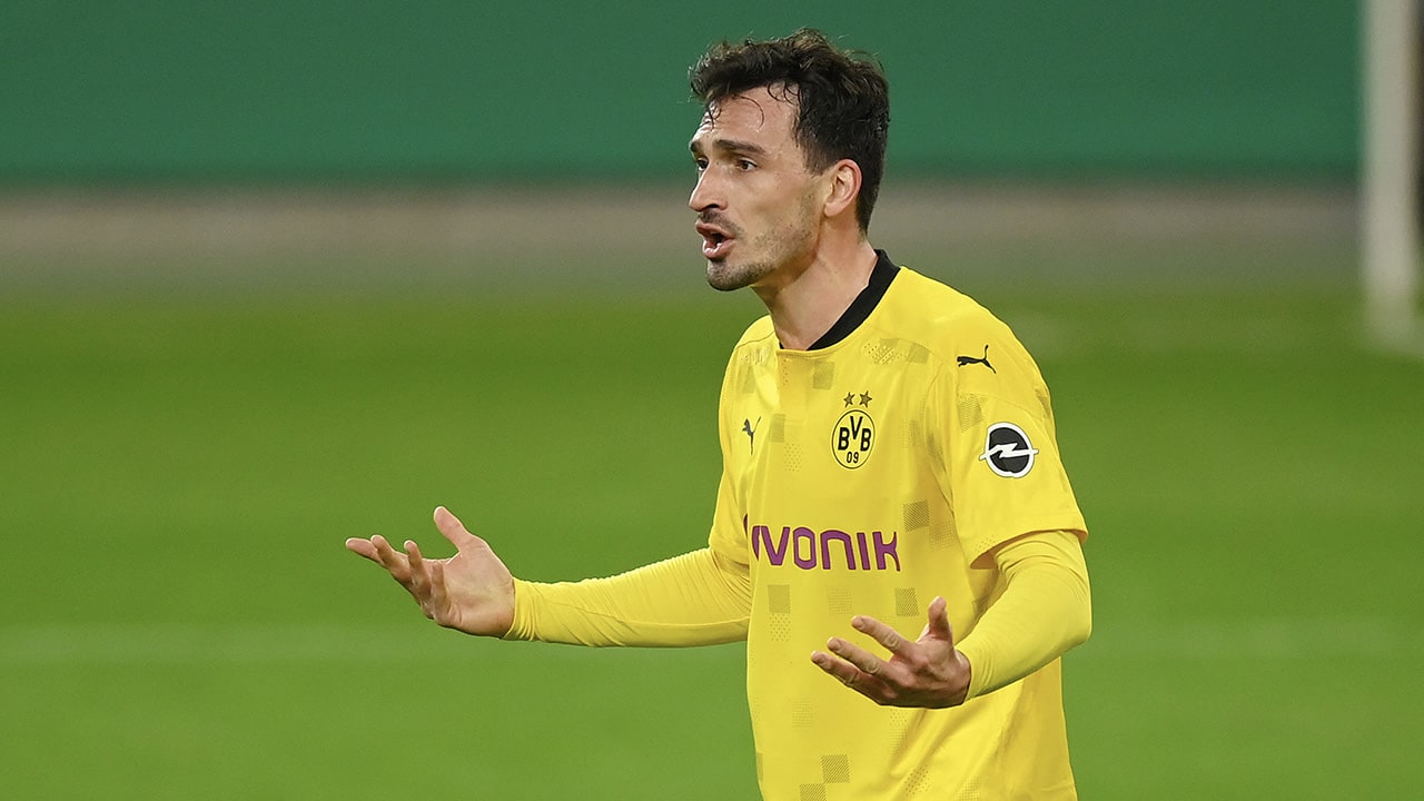 'Borussia Dortmund liet verdediger Hummels alleen achter na gelijkspel in Köln'