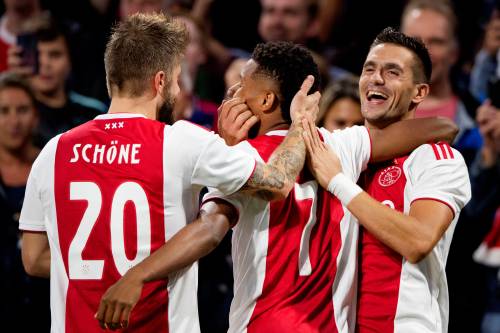 Ajax swingt met zege op Luik naar play-offs