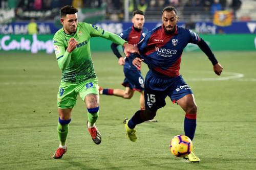 Hekkensluiter Huesca verrast Real Betis