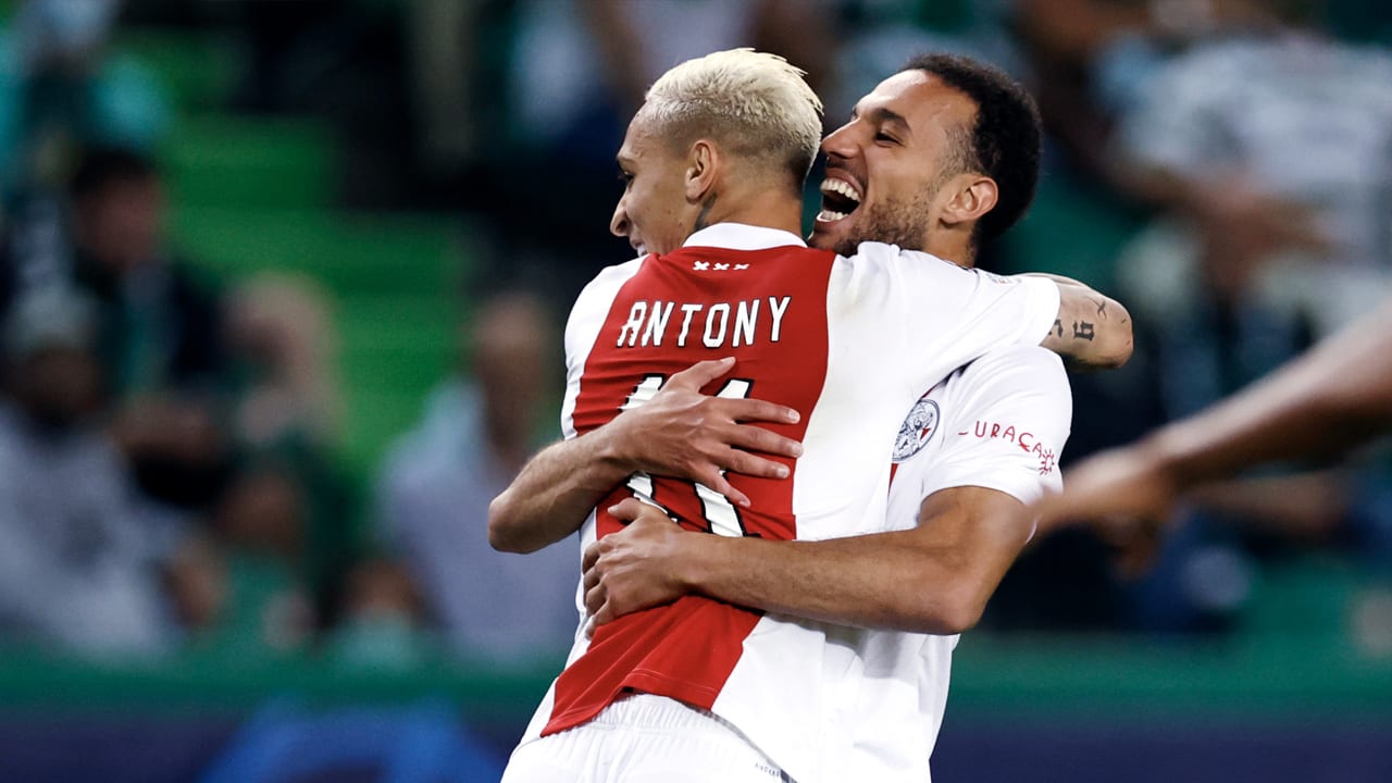 De beste tweets over de spectaculaire overwinning van Ajax op Sporting