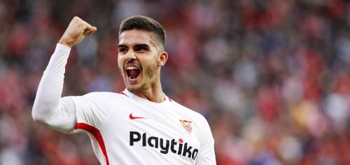 Sevilla wint en gaat aan kop in La Liga