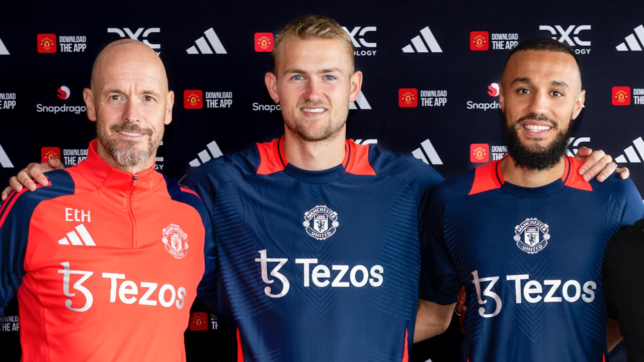 Officieel: De Ligt en Mazraoui herenigd met Ten Hag bij Manchester United