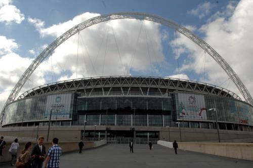 Verkoop Wembley gaat niet door