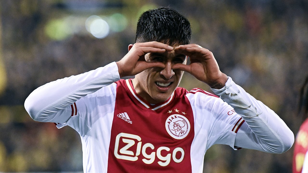 Ajax spoelt Europese uitschakeling weg met overwinning in Arnhem