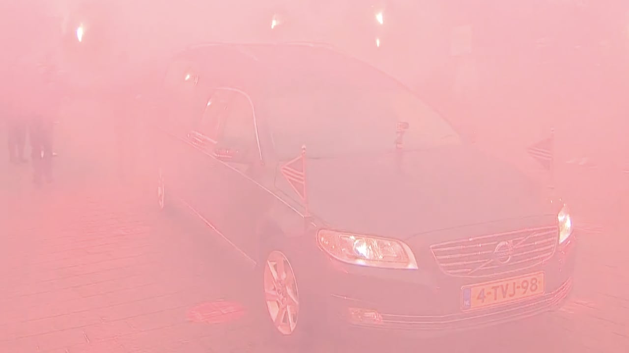 Feyenoord-supporters nemen afscheid van Christian Gyan