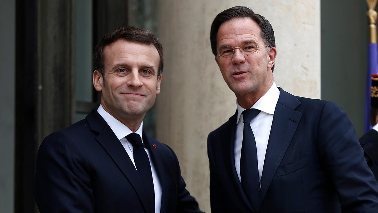 Franse president Macron komt belofte na: speelt donderdagavond in benefietwedstrijd