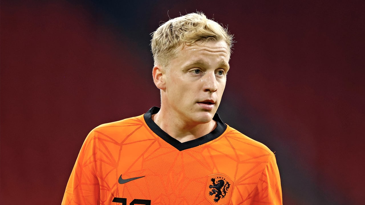 ‘Van de Beek in gesprek over overgang naar Juventus’ 