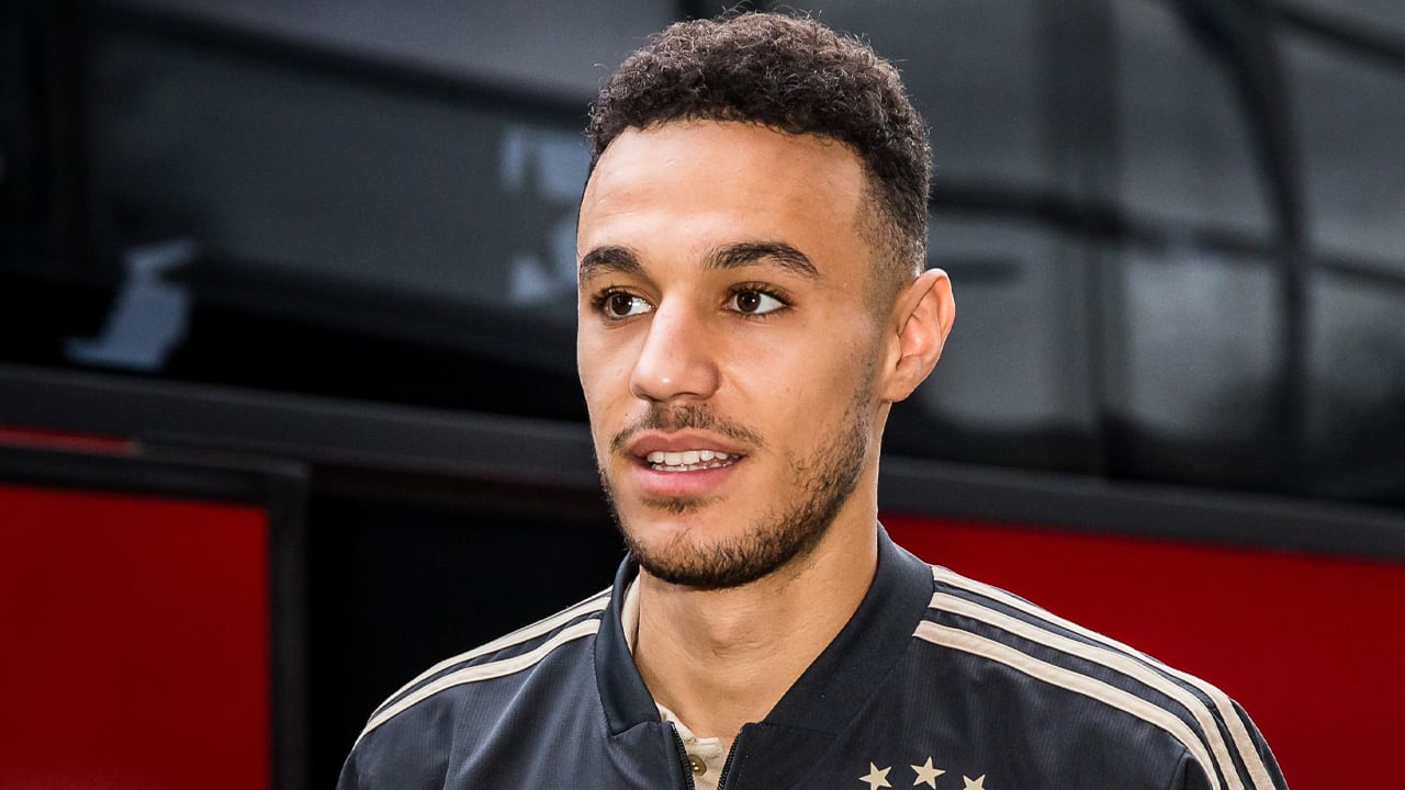 Ajax met Mazraoui en Huntelaar tegen RKC