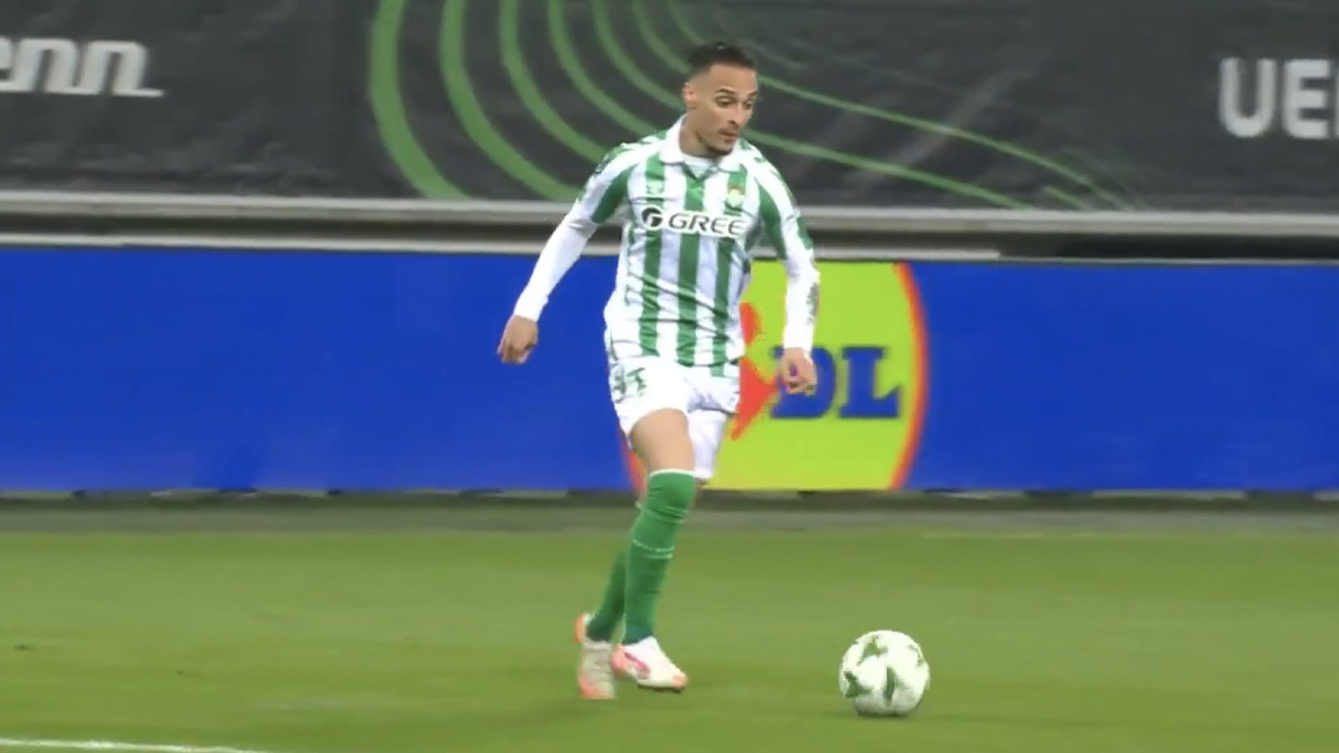 Video: Antony heeft het op zijn heupen en is opnieuw trefzeker voor Real Betis