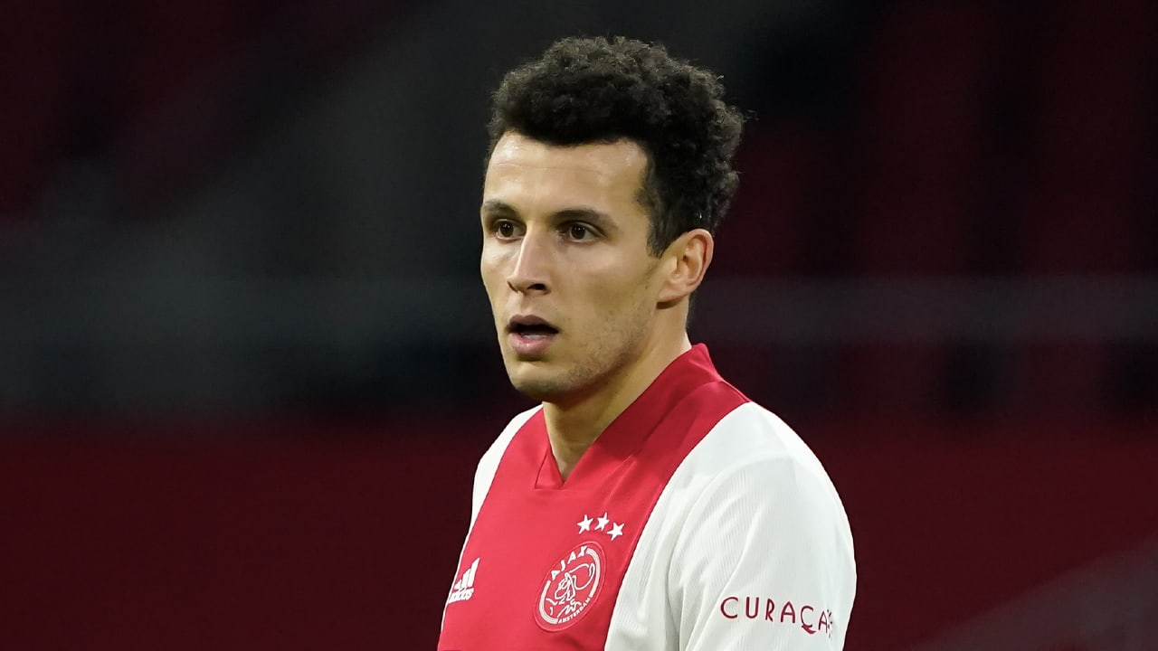 Ajax wint mede dankzij goal Idrissi oefenduel van FC Utrecht