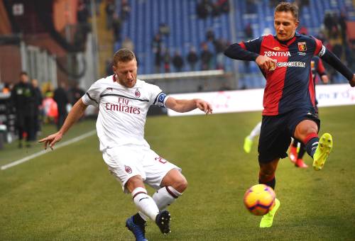 AC Milan zonder Higuaín moeizaam langs Genoa
