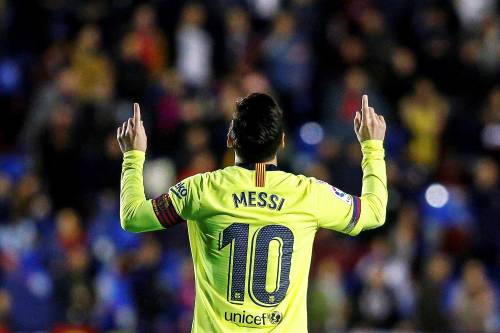 Messi scoort drie keer voor FC Barcelona