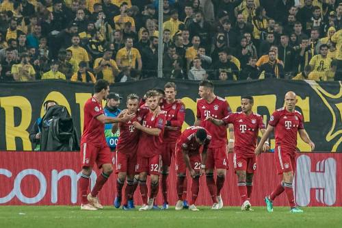 Bayern München zonder franje langs AEK