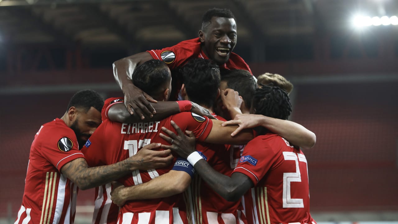 Defensief zwak PSV loopt tegen onnodig verlies bij Olympiakos aan