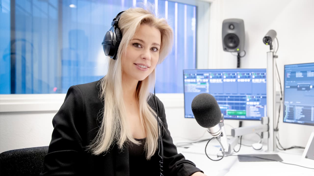 Jarige Celine krijgt cadeau: 'Daar ga ik me lekker mee insoppen!'