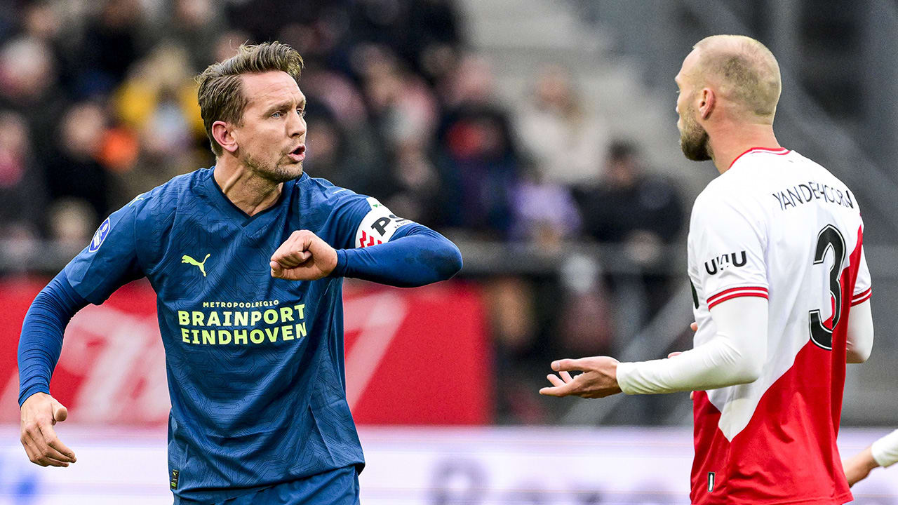 PSV verspeelt bij FC Utrecht eerste punten en grijpt naast record