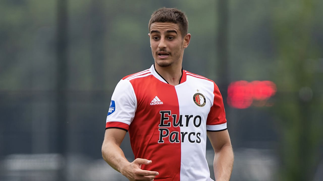 'Feyenoord gaat Antonucci verhuren: Eredivisieclubs en oude club tonen interesse'