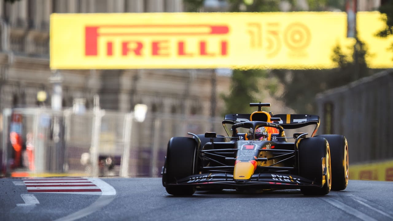 Max Verstappen wint GP van Azerbeidzjan; Perez eindigt tweede 