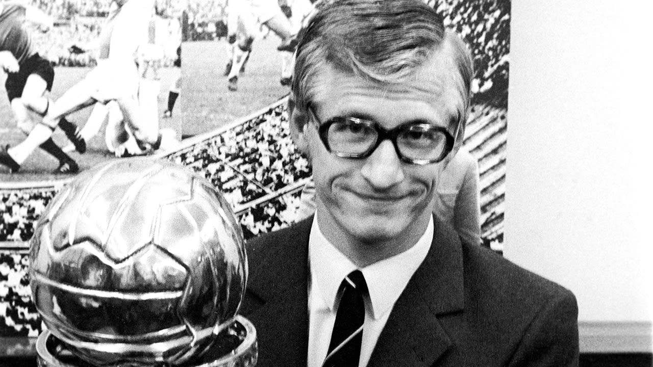 Feyenoord-icoon Joop van Daele, bekend van zijn brilletje en wereldbekerwinst, is overleden 