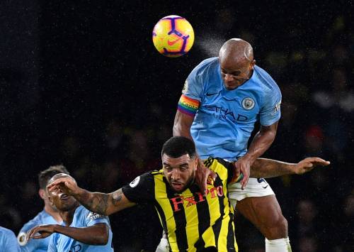 Kompany onzeker van toekomst bij City