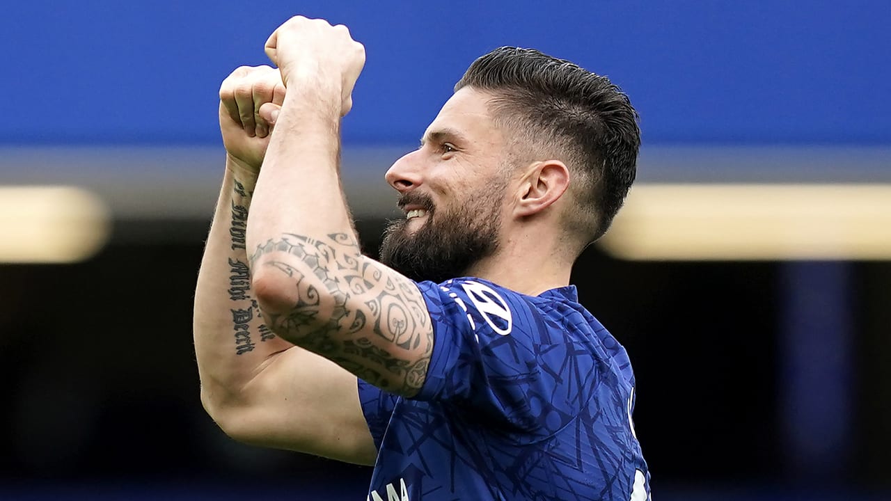 Chelsea jaar langer door met Giroud