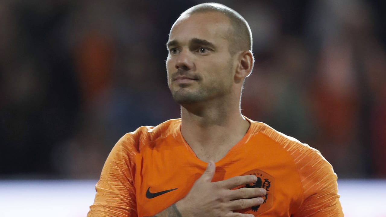 Wesley Sneijder geridderd in Orde van Oranje-Nassau