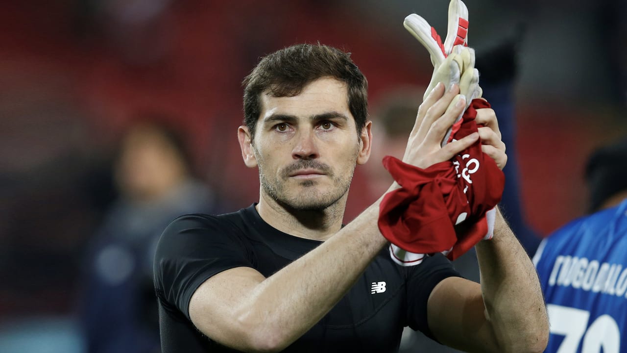 Casillas meldt zich na hartaanval weer bij FC Porto