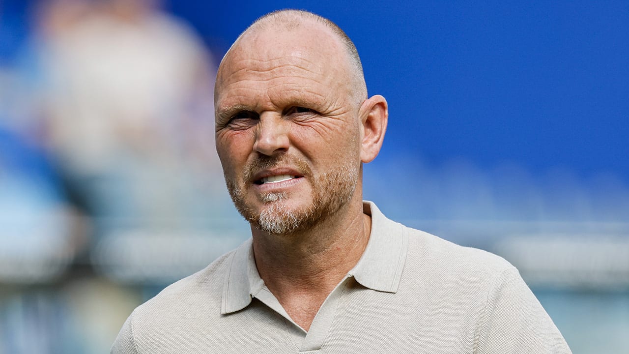 FC Twente ontslaat trainer Joseph Oosting na teleurstellende seizoensstart