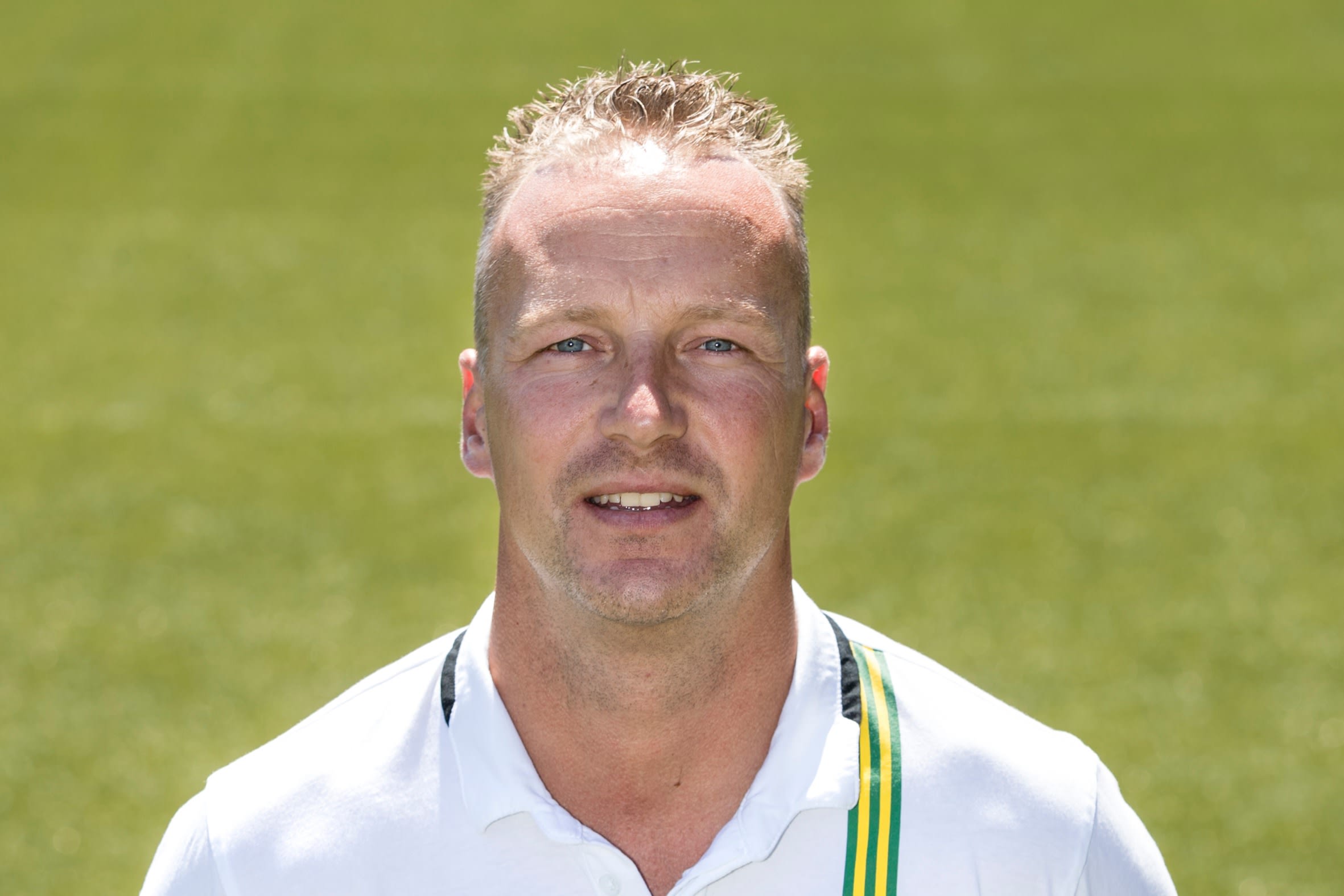 ADO stuurt assistent-trainer De Graaf weg na ruzie met Gorter