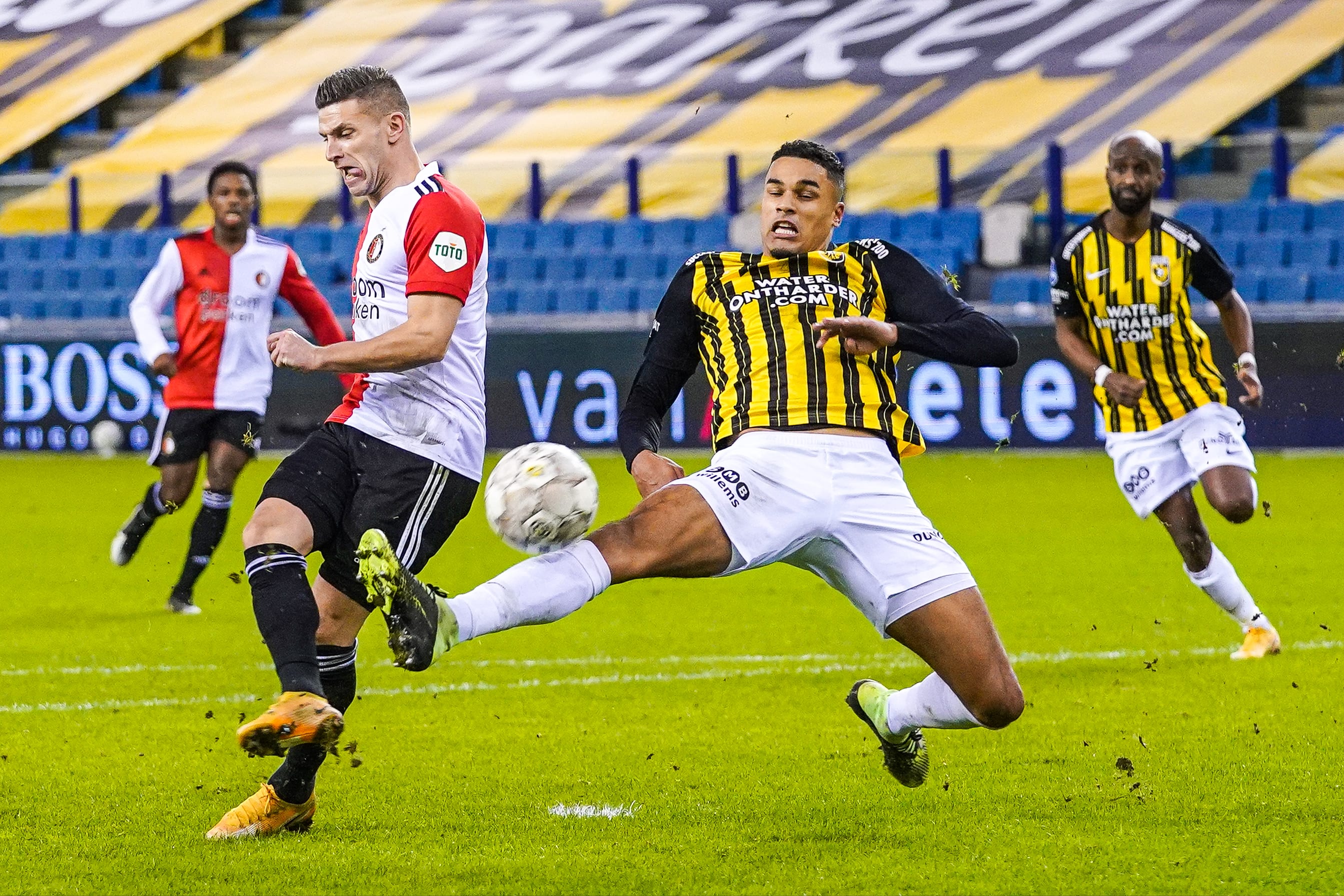 Doekhi wil met Vitesse zo lang mogelijk bovenin meedoen