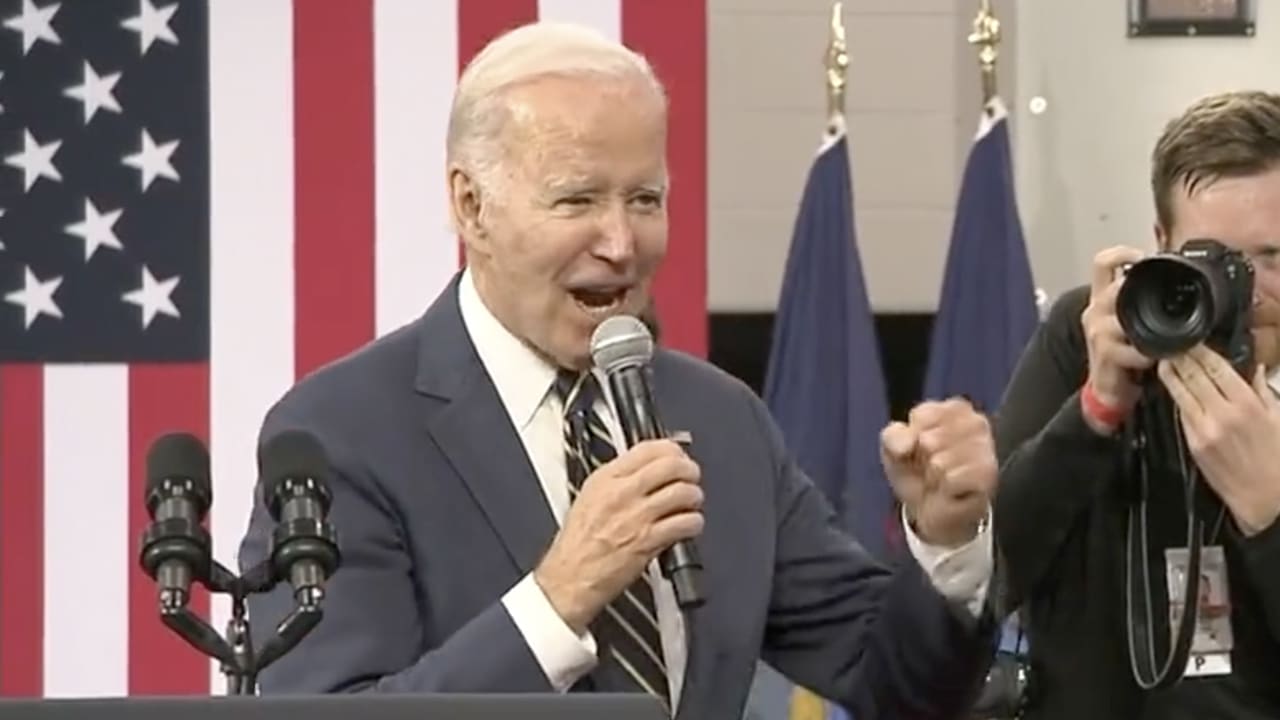 Biden euforisch na plaatsing﻿ Verenigde Staten voor achtste finales: 'USA, USA!'