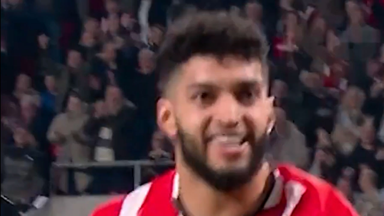 Videogoal: Ismael Saibari zet PSV op voorsprong tegen Heerenveen