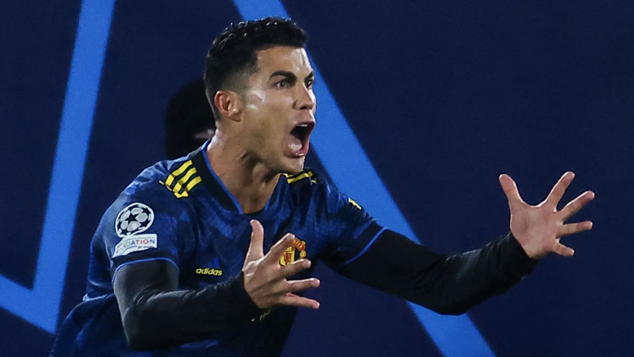 Ronaldo haalt uit naar baas van Gouden Bal-verkiezing: 'Hij heeft gelogen!'