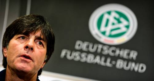 Löw roept twee vervangers op voor duel Oranje