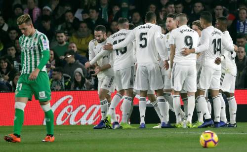 Real Madrid neemt punten mee uit Sevilla