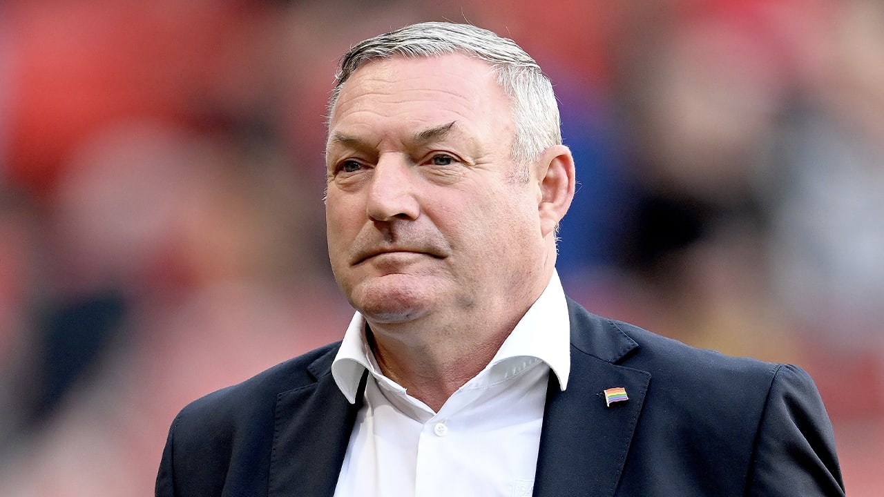 Ron Jans vertrekt na dit seizoen bij FC Twente: 'Geen idee wat er op mijn pad komt'